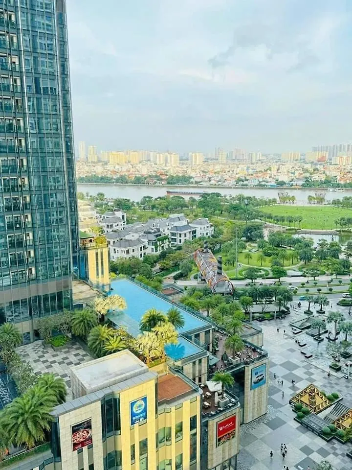 Home Stay At Vinhome Central Park Ho Chi Minh City 0*,