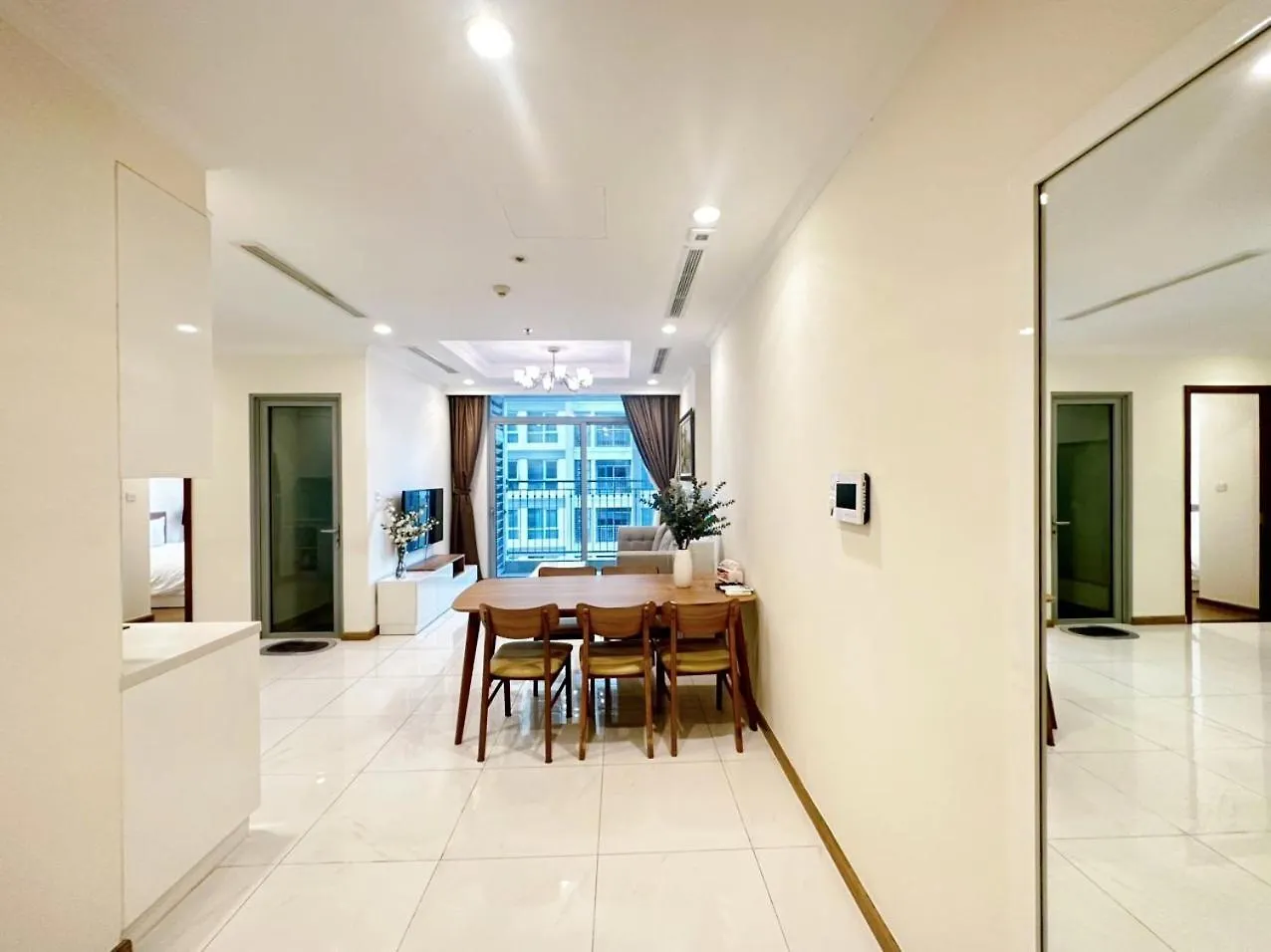 Home Stay At Vinhome Central Park Ho Chi Minh City Vietnam