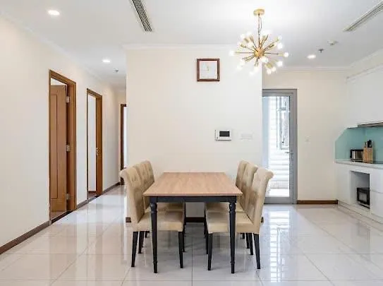 Apartment Home Stay At Vinhome Central Park Ho Chi Minh City