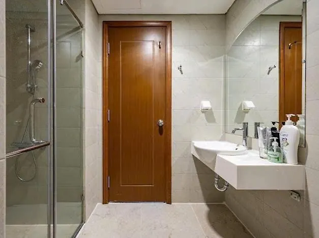 Home Stay At Vinhome Central Park Ho Chi Minh City 0*,  Vietnam