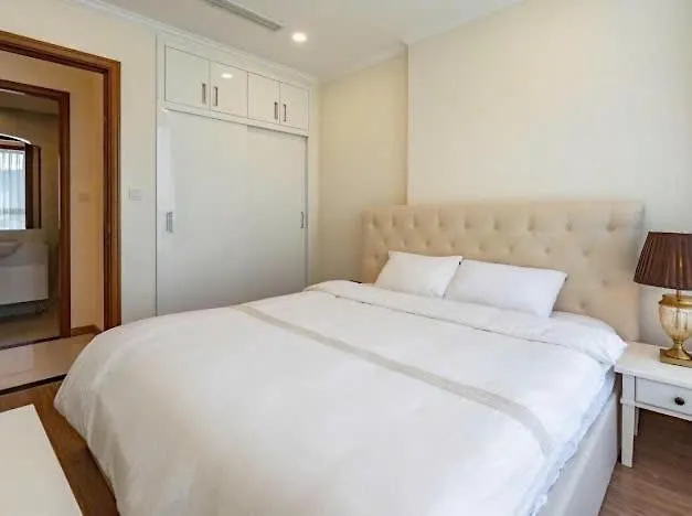 Home Stay At Vinhome Central Park Ho Chi Minh City